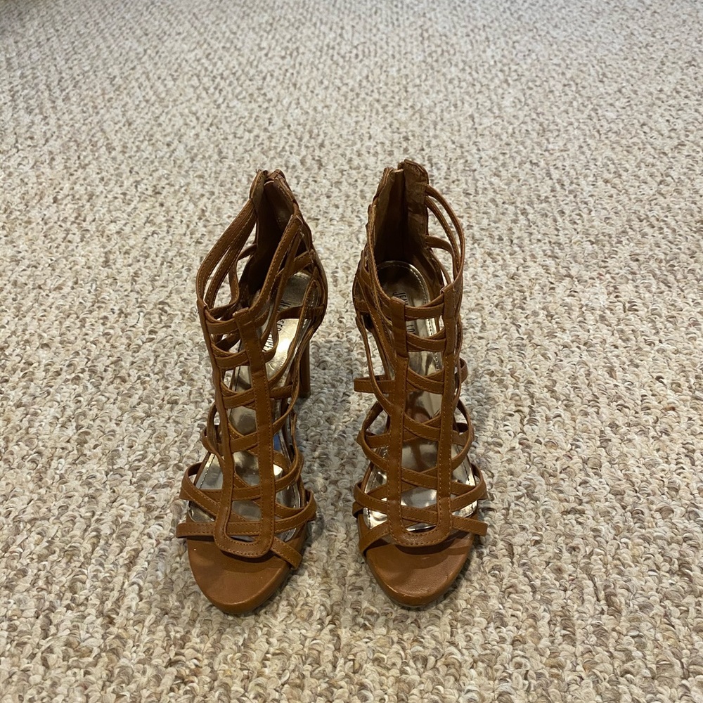 Jennifer Lopez heels
